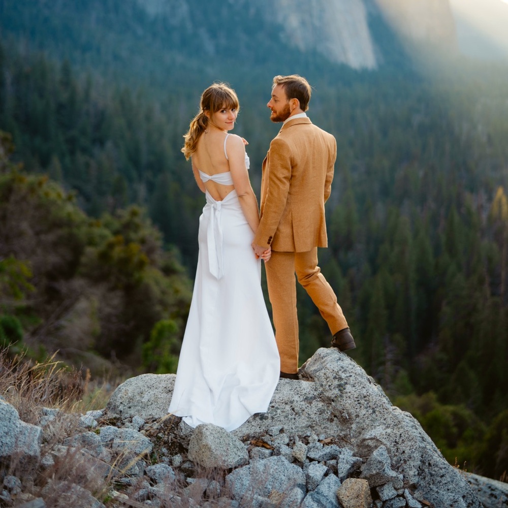 Hebeos Wedding Dress | Editorial Vibe